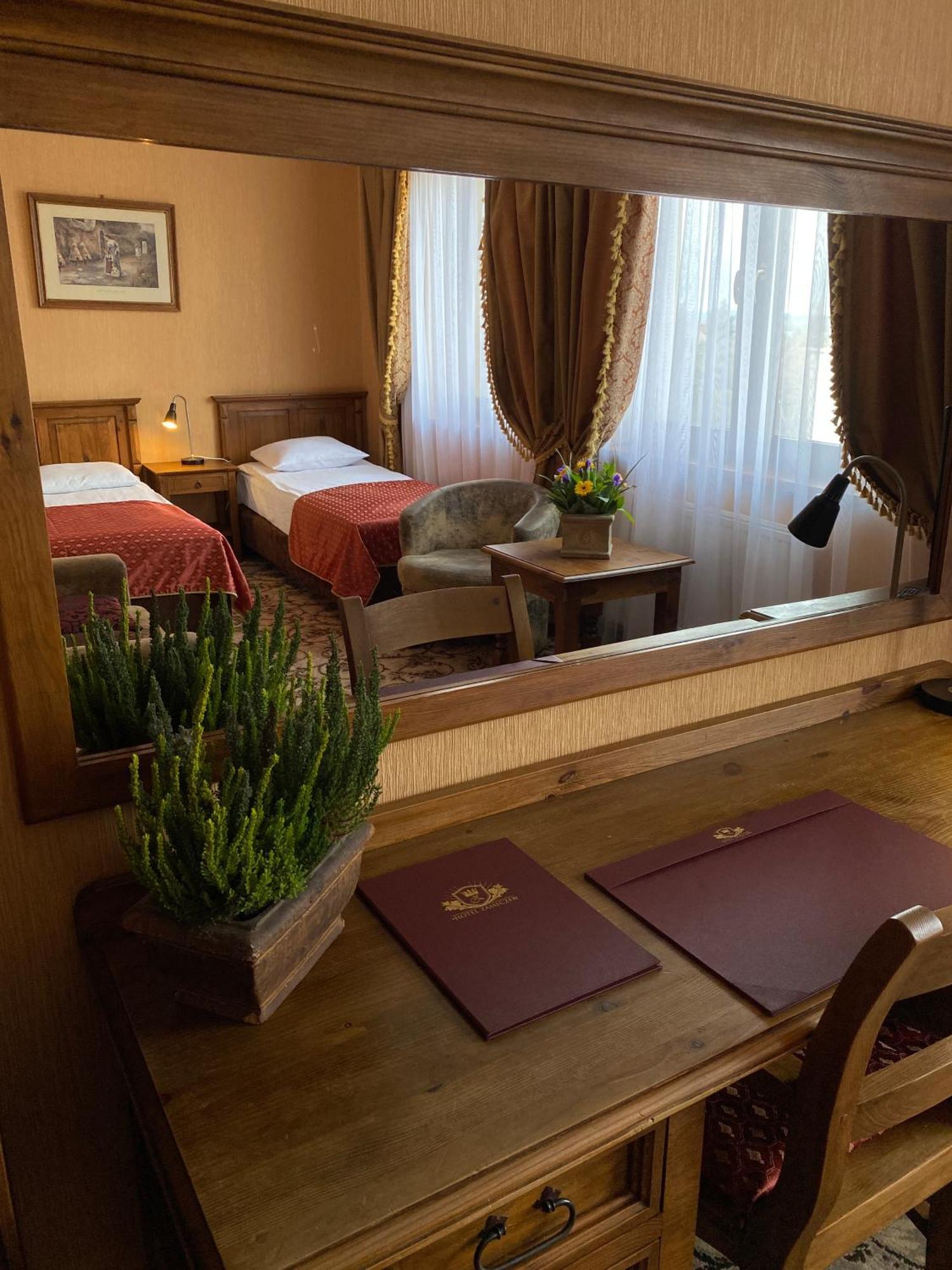 Hotel Zameczek Książ Wielki Exterior foto